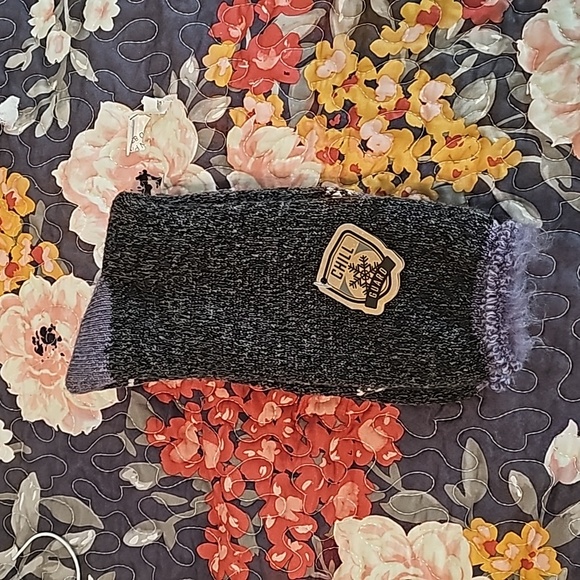 Slipper socks by HuuGaa NWT...grey & lavender W size 9 to 11 - Picture 3 of 10